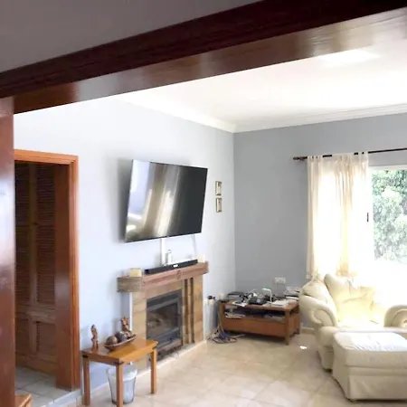 With 6 Bedrooms In With Wonderful Sea View Private Pool Enclosed Garden 4 Km From The Beach