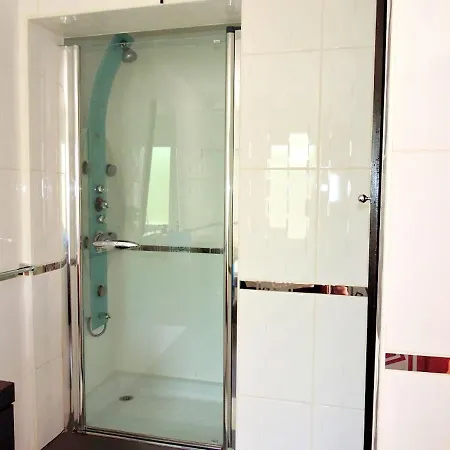 With 6 Bedrooms In With Wonderful Sea View Private Pool Enclosed Garden 4 Km From The Beach Villa *
