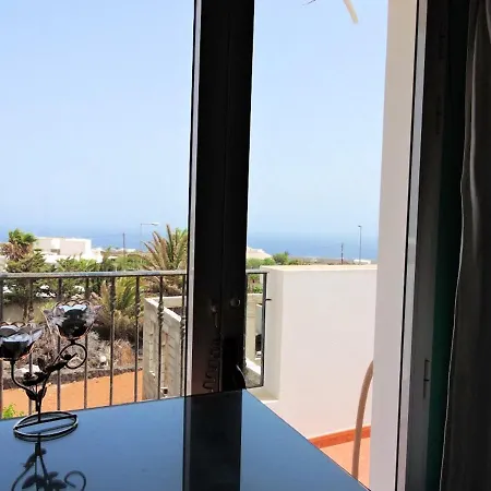 With 6 Bedrooms In With Wonderful Sea View Private Pool Enclosed Garden 4 Km From The Beach Villa *